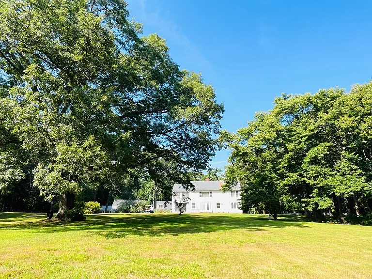 277 River Rd — Photo 4