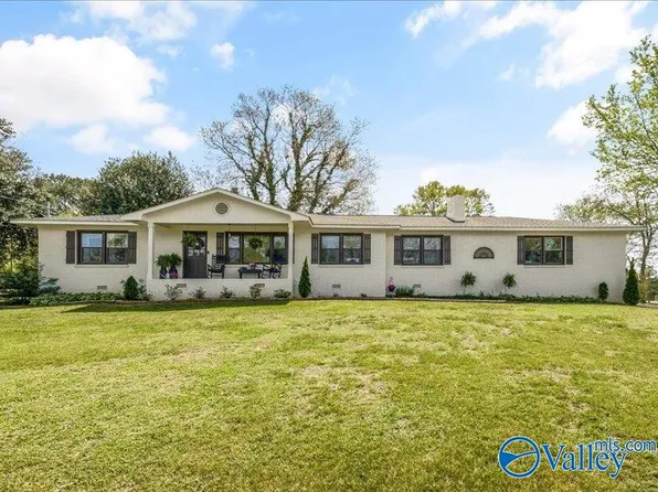 1586 Oscar Patterson Rd, New Market, AL 35761