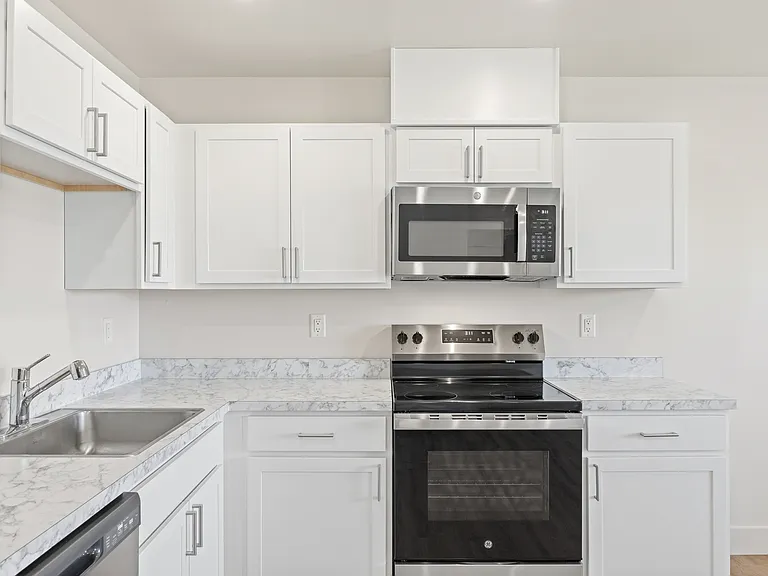 Altus Apartment Homes — Photo 7