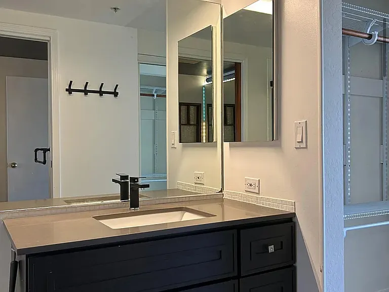 6363 Christie Ave #2314 — Photo 18