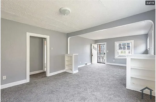 Building Photo - 5547 Grasmere Ave