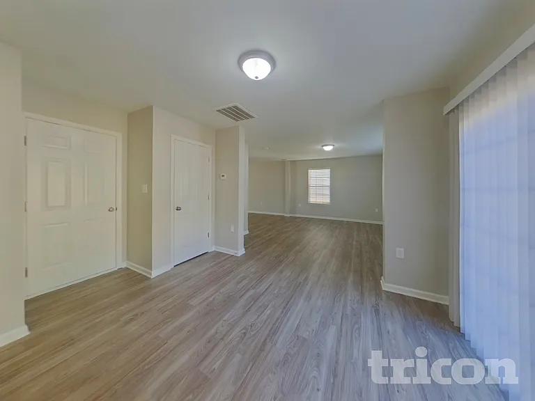 3627 Alexander Forest Dr — Photo 6