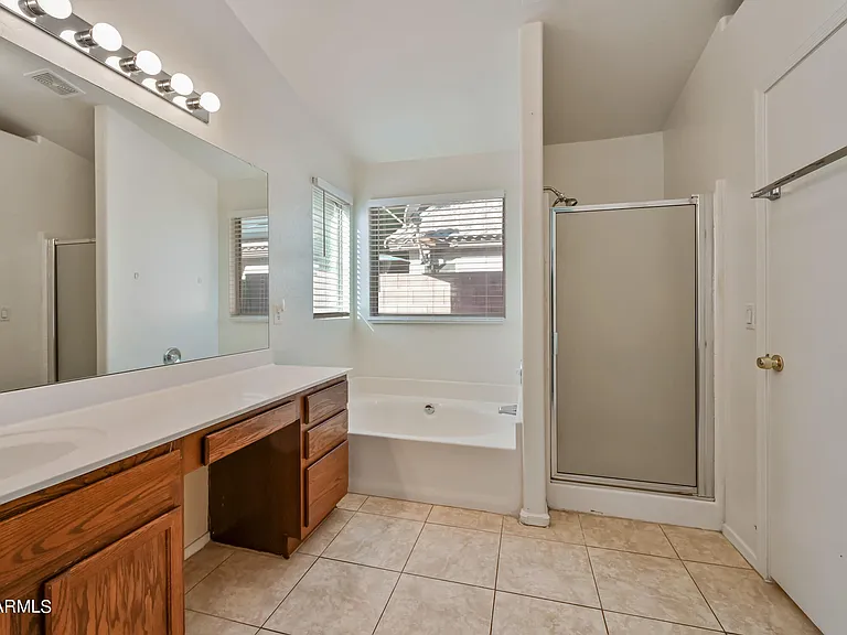2607 E Anderson Dr — Photo 19