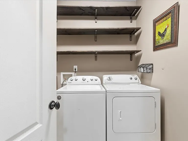 1205 Salem Rd SW — Photo 19