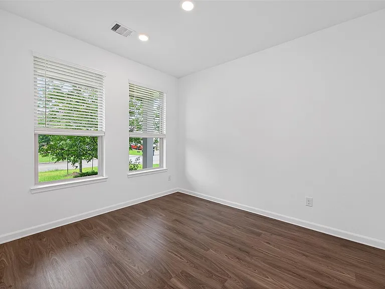 16108 Dockside St — Photo 16