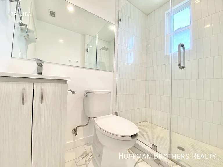 2508 London St — Photo 10