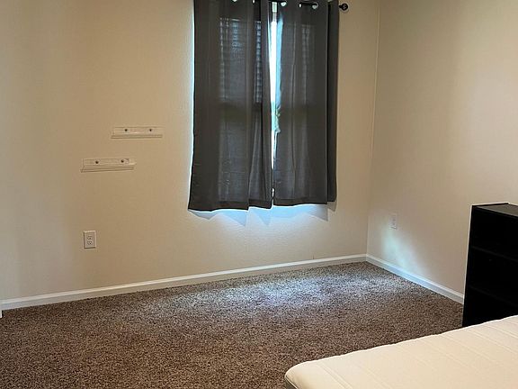 5th image of 2271 Willow Springs Dr
