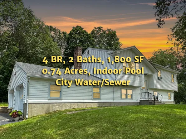 11 Milton Road, Waterford, CT 06375
