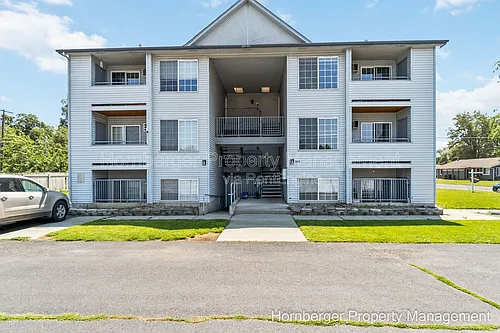 1924 N Crestline St #1 Photo 1