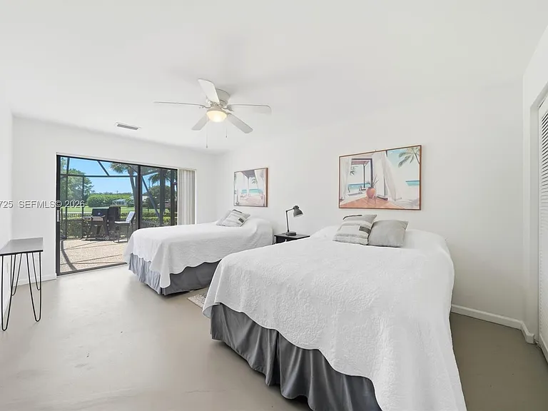11008 Boca Woods Ln — Photo 25