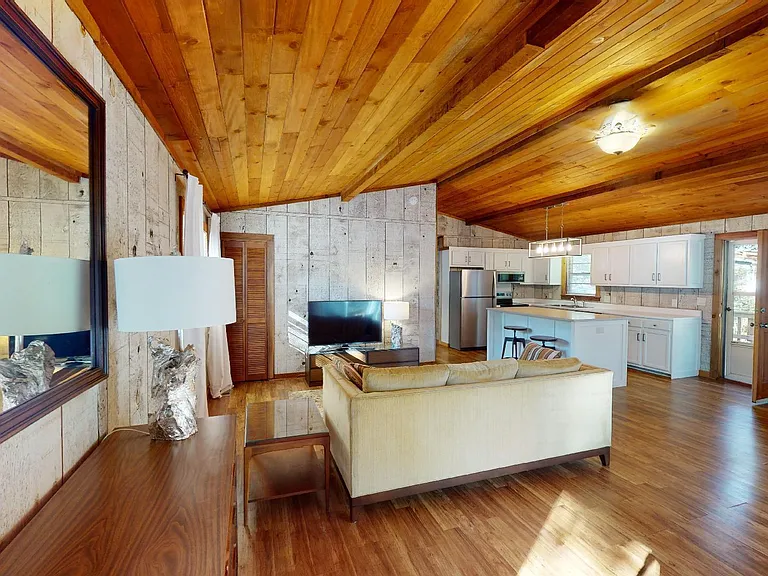 1593 W Kilbart Dr SW — Photo 5