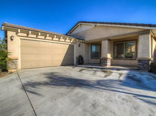 23497 Badger Creek Ln, Canyon Lake, CA 92587