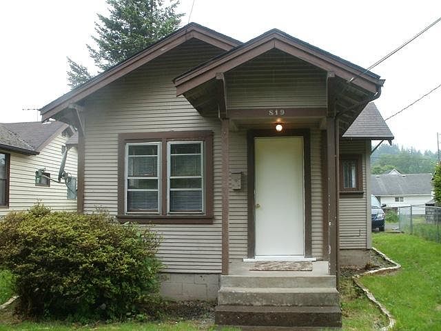 1st image of 819 N 4th Ave