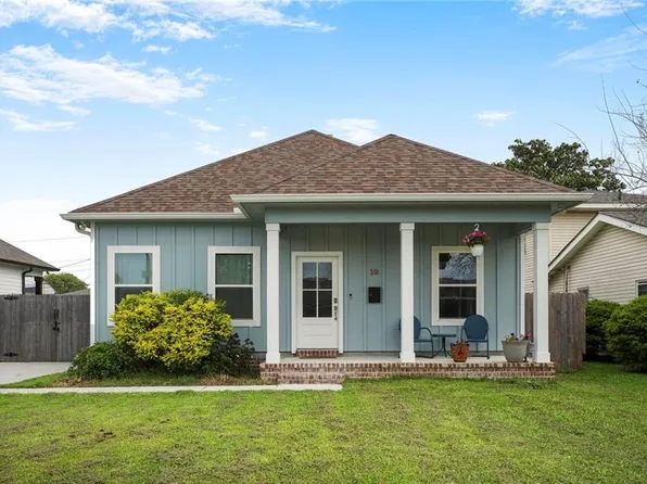 10 Cedar Ln, Gretna, LA 70053