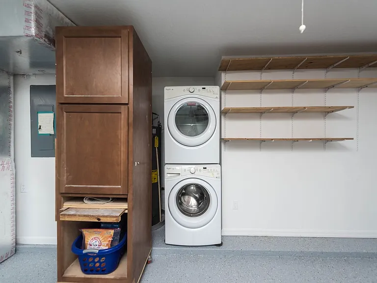 444 Finch Dr — Photo 100