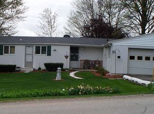 2992 E Skinner Lake Dr N, Albion, IN 46701