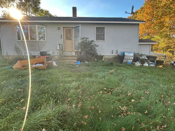 87 Pond Road, Burnham, ME 04922