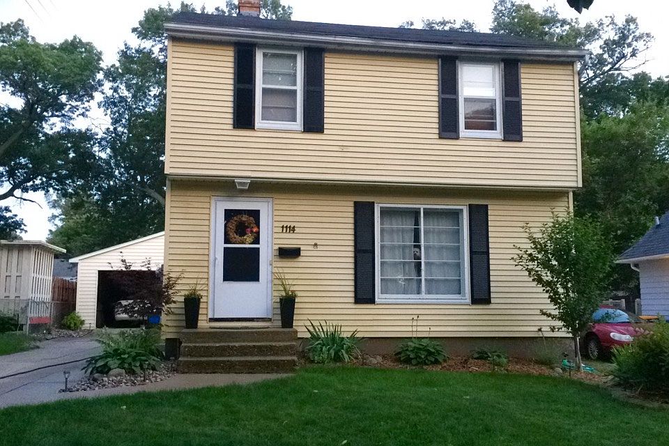 1st image of 1114 Ottillia St SE