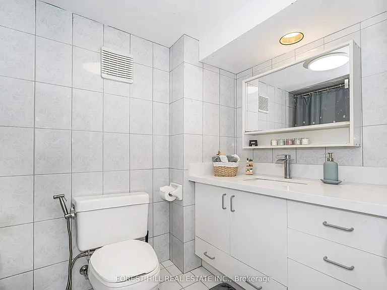 79 Marmot St #LOWER — Photo 9