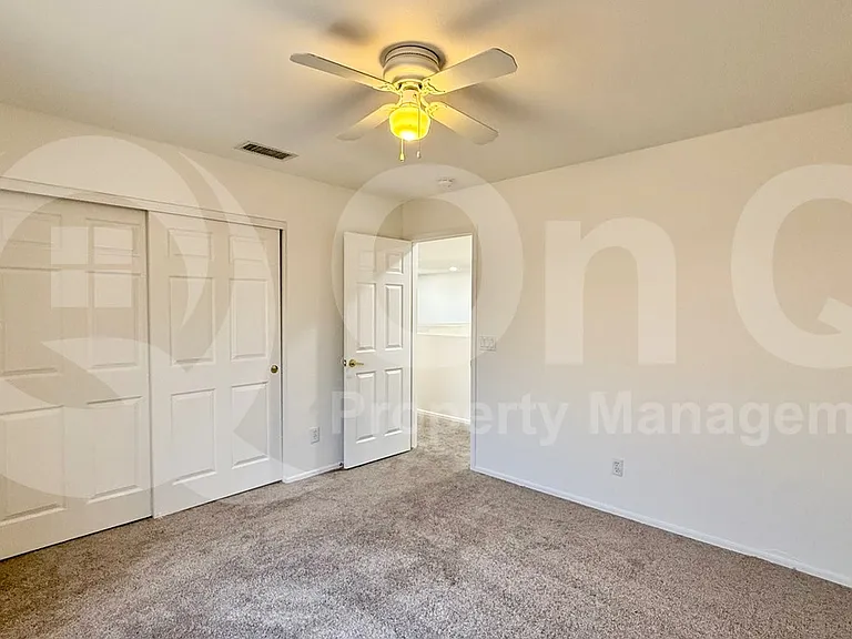 25828 N 67th Dr — Photo 18