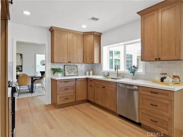 3533 Gundry Ave, Long Beach, CA 90807