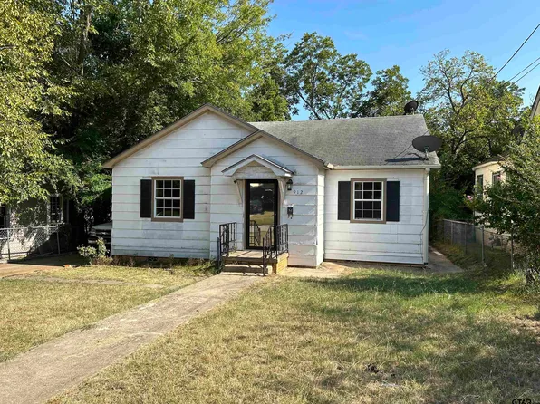 912 W 1st St, Tyler, TX 75701