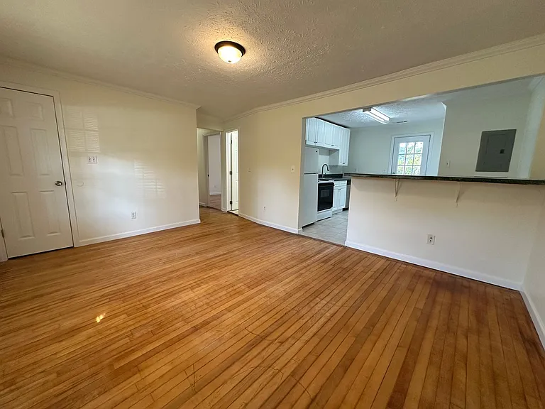 379 Robertsville Rd — Photo 5