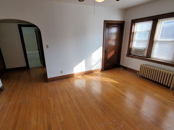 3rd image of 3835 N Humboldt Blvd #7