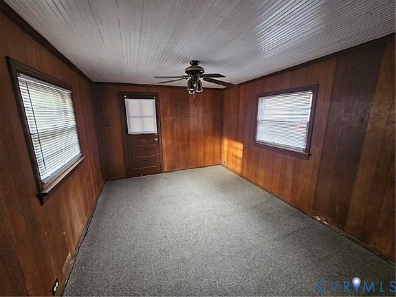 3rd image of 1511 Shadycrest Ln