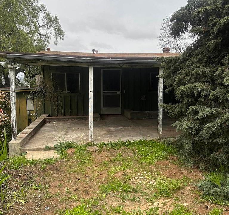 2nd image of 9160 Ivy Ln