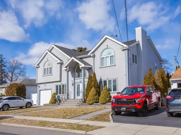 68 16th Street, Jericho, NY 11753