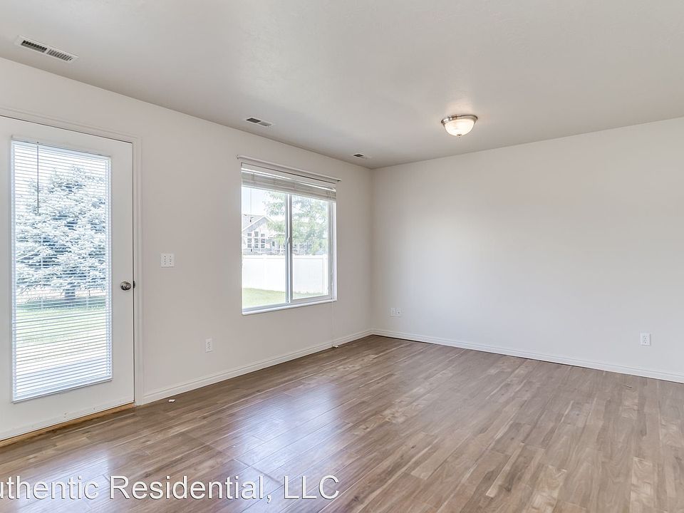 3954 W 975 S 3954 W 975 S Syracuse UT Zillow