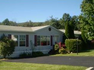 4242 Heritage Ln, Walnutport, PA