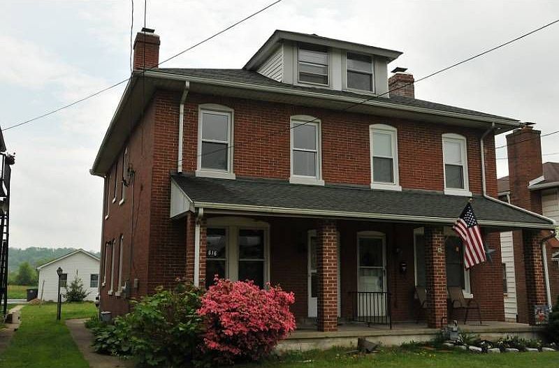 1st image of 616 E Lancaster Ave