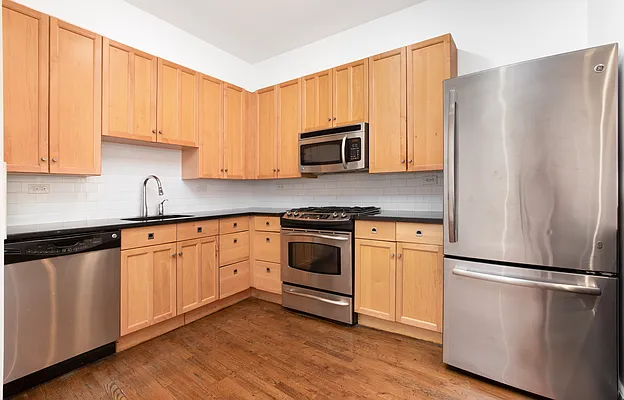 Rented by Platinum Properties | media 9