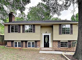 3324 Piney Grove Rd, Charlotte, NC 28212