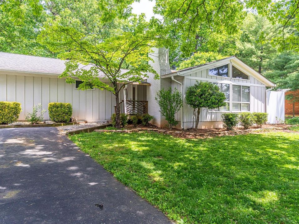 1st image of 110 Forest Dale Dr