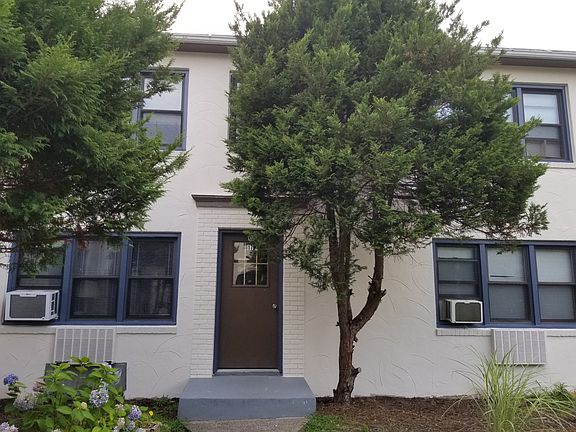 3rd image of 17 Cornelison Ave #C3