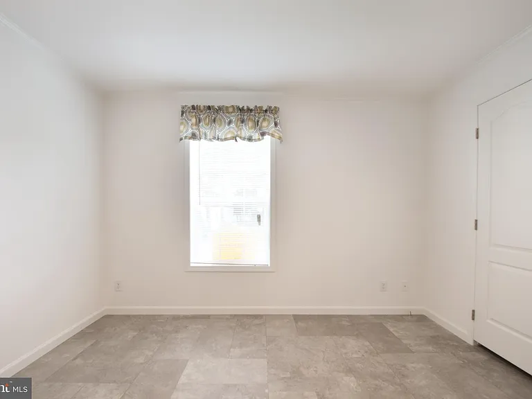 80 Longbow Ln — Photo 7