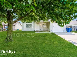 617 Woods Crossing Ln, Indianapolis, IN 46239