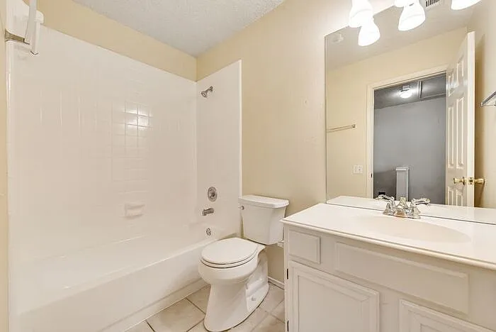220 High Pointe Ln — Photo 13