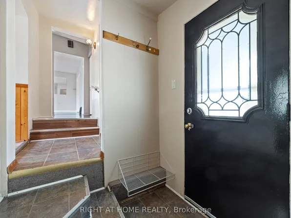 221 Samuelson St, Cambridge, ON N1R 1K9