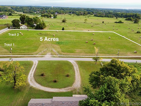 2nd image of 20050 S 4120th Rd