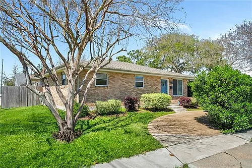 1300 Nursery Pl Photo 1