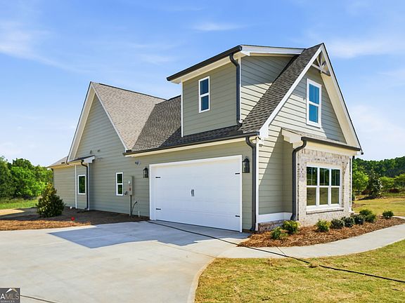 3rd image of 3555 Bold Springs Rd