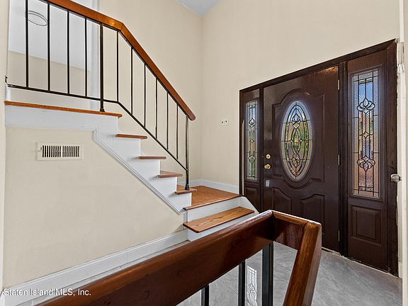 4th image of 780 Rathbun Ave