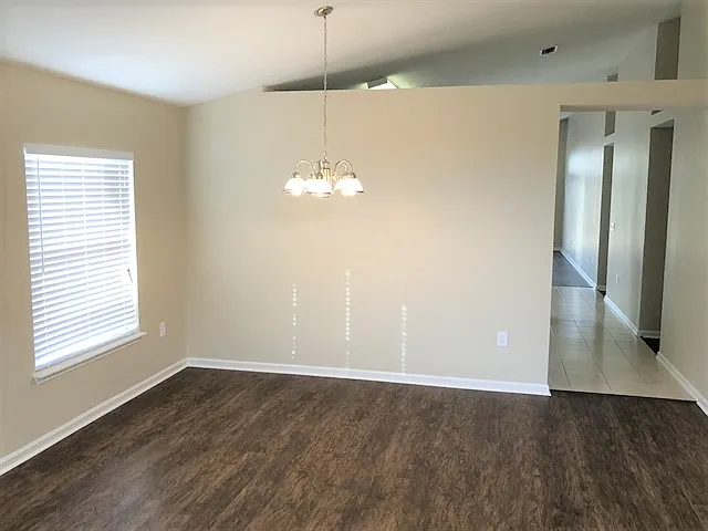 1312 River City St — Photo 3
