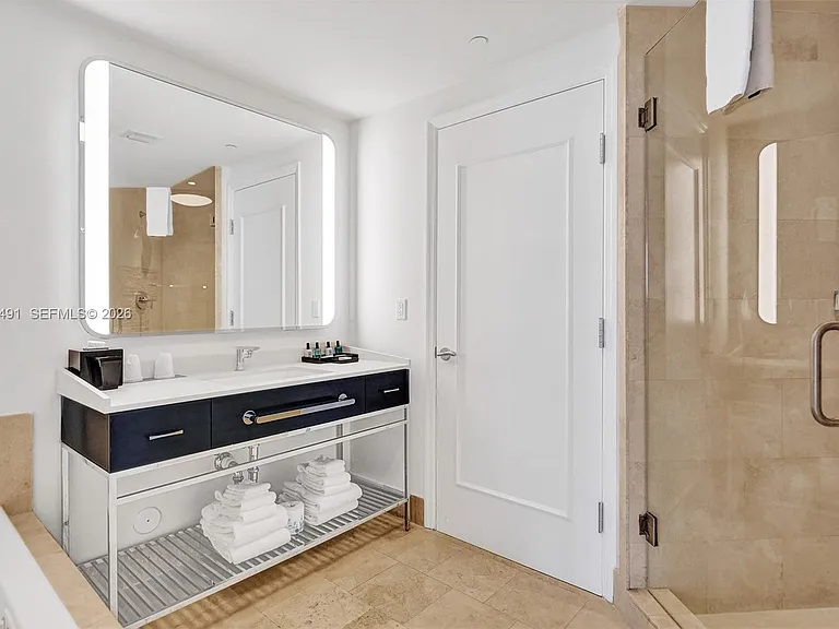 4401 Collins Ave #2915 — Photo 33