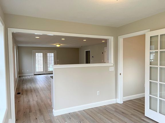 5th image of 7 Canterbury Ct