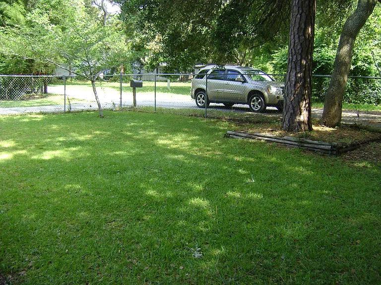 3203 Abbott Morris Ln — Photo 30